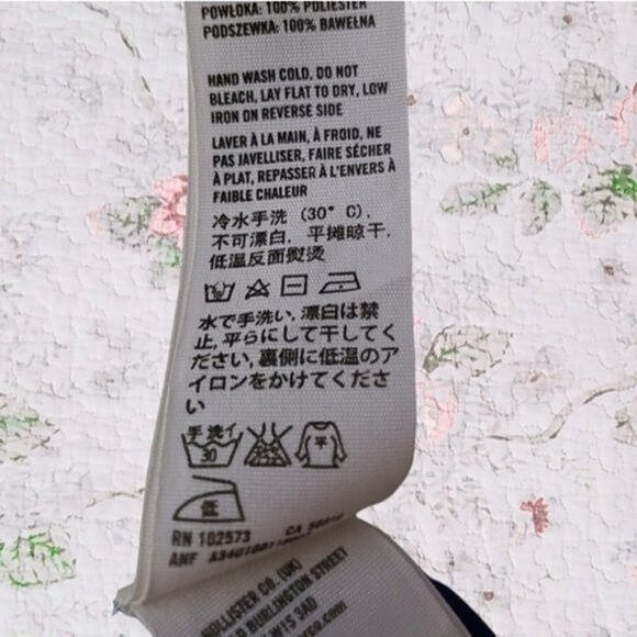 Hollister- Vintage Y2K Tie Back Polka Dot Peplum Mesh Top - Picture 11 of 15